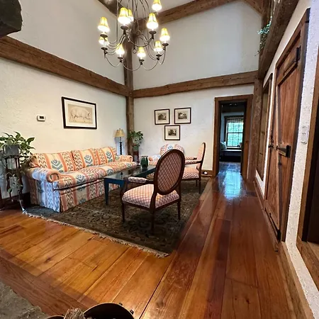 Goodstone Inn & Restaurant Middleburg Room photo